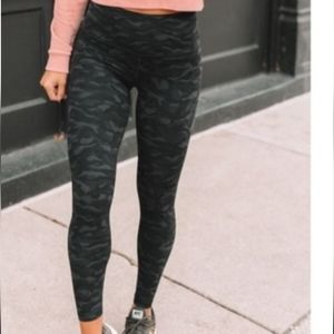 🍋 LULULEMON 🍋 Align 28"   Size 4